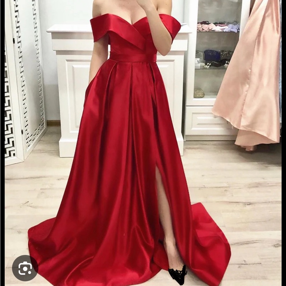 Elegant RED Off-Shoulder Evening Gown